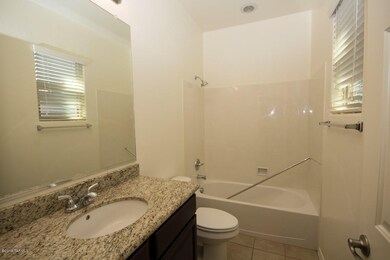 2487_bath2a
