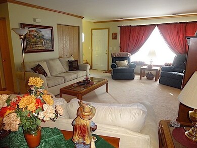 1916 Cherrywood Ct unit 1916, Joliet, IL 60435 - photo 5