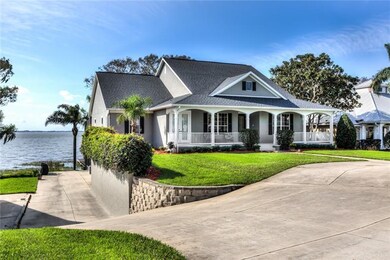 Inviting Front Entry 