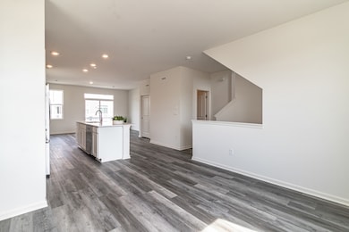 2111 Yellowstone Blvd, Mundelein, IL 60060 - photo 4