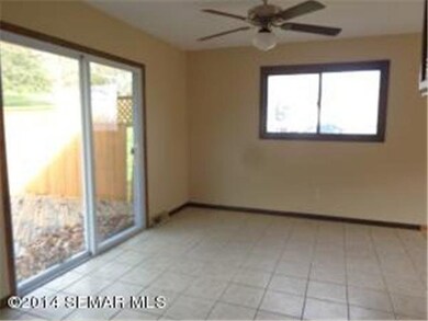 460 Valleyview Rd, Dakota, MN 55925 - photo 4