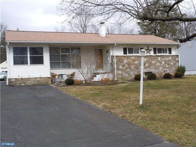 941 Rozel Ave, Southampton, PA 18966 - photo 2