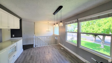 1100 E Webster Dr, Sandy, UT 84094 - photo 5