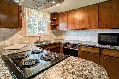 1269 Bosworth Sq. So