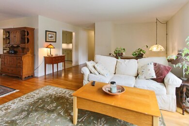 10 Sudbury Dr, Nashua, NH 03062 - photo 3