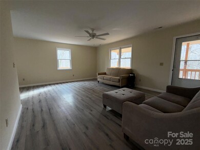 249 Cherry Hollow unit 42, Burnsville, NC 28714 - photo 5