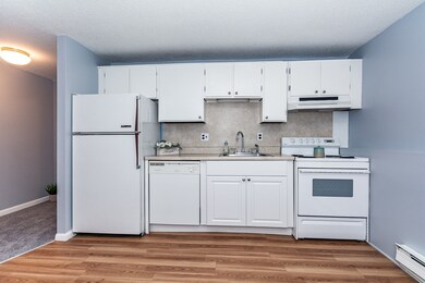 27 Kilby St unit 1, Dracut, MA 01826 - photo 7