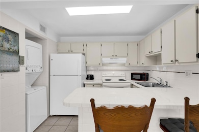 Versailles Plaza Condominium unit 201, Hialeah, FL 33012 - photo 6