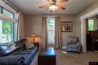 824 N 6th St unit 824 N Sixth St, Mankato, MN 56001 - photo 3