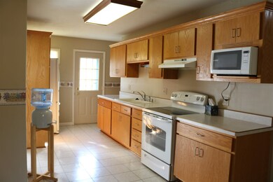 1605 Rue Royale Dr S, Kokomo, IN 46902 - photo 4