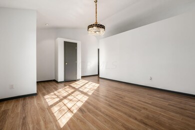 009_ee6_h 4592 Gilman Rd-1009