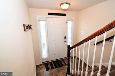 10384 Lantern Ln, Hagerstown, MD 21740 - photo 4