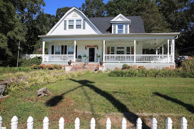 711 NE Main St, Easley, SC 29640 - photo 5