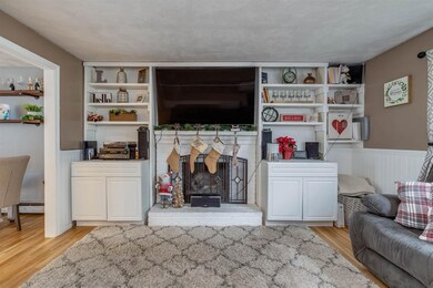 19 Sparhawk Dr, Londonderry, NH 03053 - photo 2