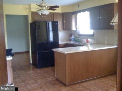 2595 S Brookfield St, Vineland, NJ 08361 - photo 2