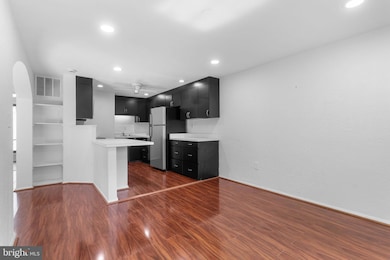 1806 N Shore Ct, Reston, VA 20190 - photo 7