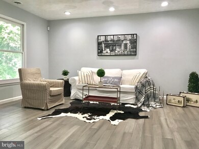 2330 Anvil Ln, Temple Hills, MD 20748 - photo 4