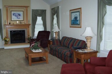 4824 Tilley Dr, Sykesville, MD 21784 - photo 5