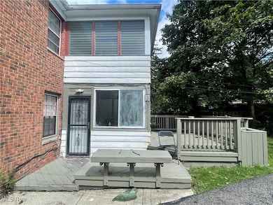 3533 Daleford Rd, Cleveland, OH 44120 - photo 2
