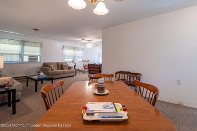 17 Rose Ln unit 70, Whiting, NJ 08759 - photo 5