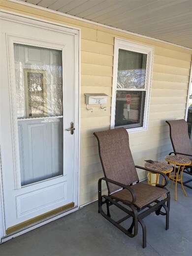 390 6th St NE, Linton, IN 47441 - photo 5