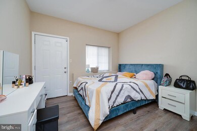 1233 Green St unit 2, Reading, PA 19604 - photo 5