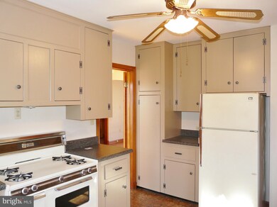 367 W Old Cross Rd, New Market, VA 22844 - photo 6