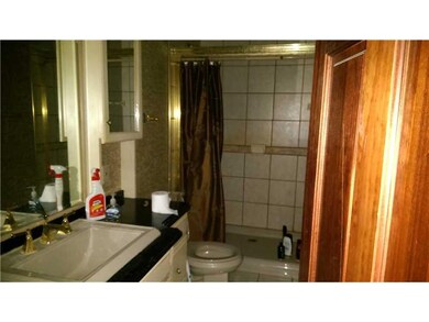 Full Bath.