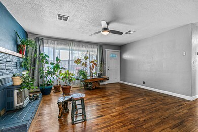 531 S 1st St, Central Point, OR 97502 - photo 6