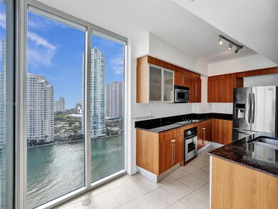 One Miami East Tower unit 2109, Unincorporated Dade County, FL 33131 - photo 4