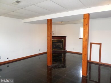 2211 Joseph Maurone Dr, Atco, NJ 08004 - photo 6