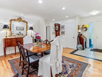 405 Crowfields Dr unit 6, Asheville, NC 28803 - photo 4