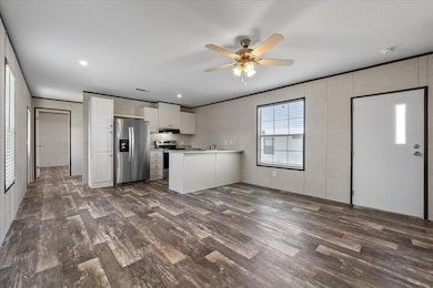 1900 S Lake Reedy Blvd unit 30, Frostproof, FL 33843 - photo 5