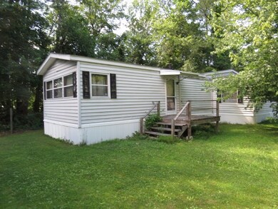 3 Zealand Park unit 3, Seabrook, NH 03874 - photo 2