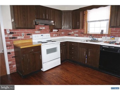 29 Dartmouth Rd, Wilmington, DE 19808 - photo 4