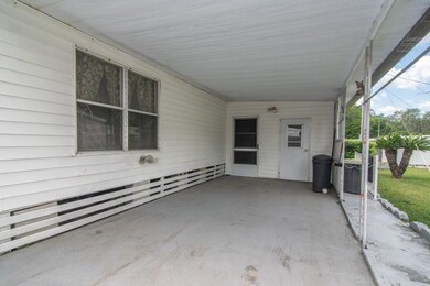 6205 Alpine Dr, Zephyrhills, FL 33542 - photo 4