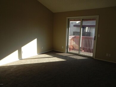 04 Master Bedroom 01