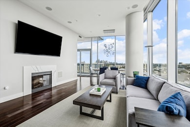 2727 Kirby Dr unit 12C, Houston, TX 77098 - photo 5