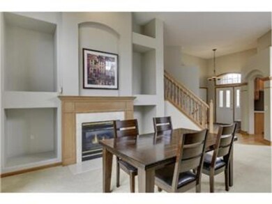 HIGH CEILINGS WITH LOTS OF NATURAL LIGHT