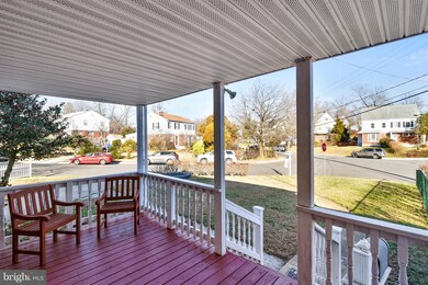 2239 Sweetbriar Dr, Alexandria, VA 22307 - photo 3