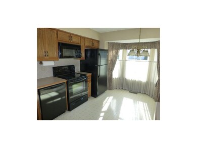 Kitchen with bay window