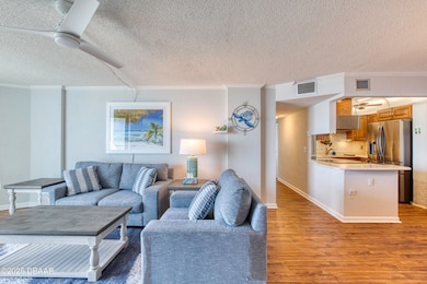 OceanShoreBlvd_1010-10