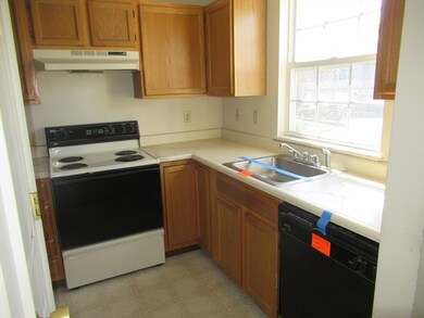 56 Waters Edge, Ludlow, MA 01056 - photo 2