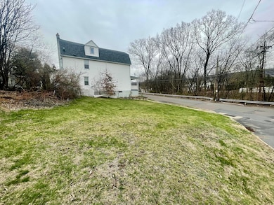 25/20 Spruce and Andover, Wilkes Barre, PA 18702 - photo 3