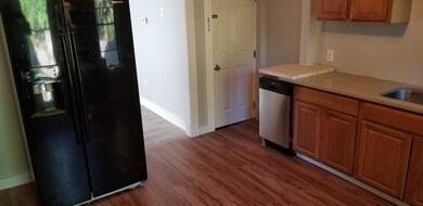 840 Worthington St unit 1, Springfield, MA 01105 - photo 3