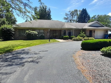 154 U S 34, Mendota, IL 61342 - photo 2