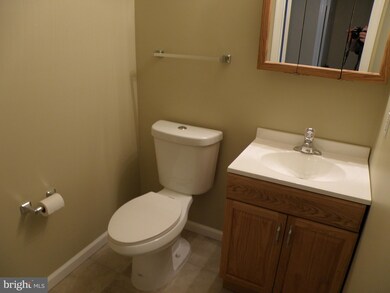 15303 Blacksmith Terrace, Woodbridge, VA 22191 - photo 4