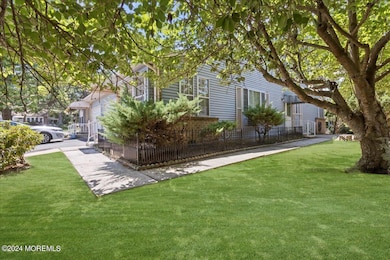 12B Ivy Exterior2