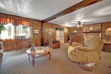 1811 Scott Glen Ct, Columbus, OH 43229 - photo 4