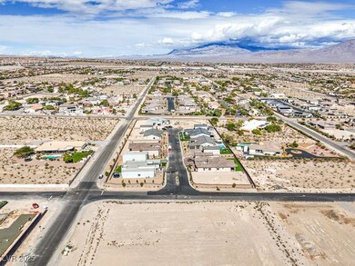 5694 Egan Crest Dr, Las Vegas, NV 89149 - photo 7